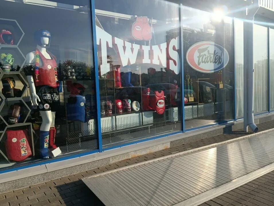 Twins Special