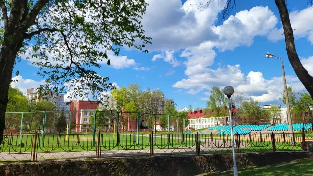 Стадион гимназии № 7 — фото 5