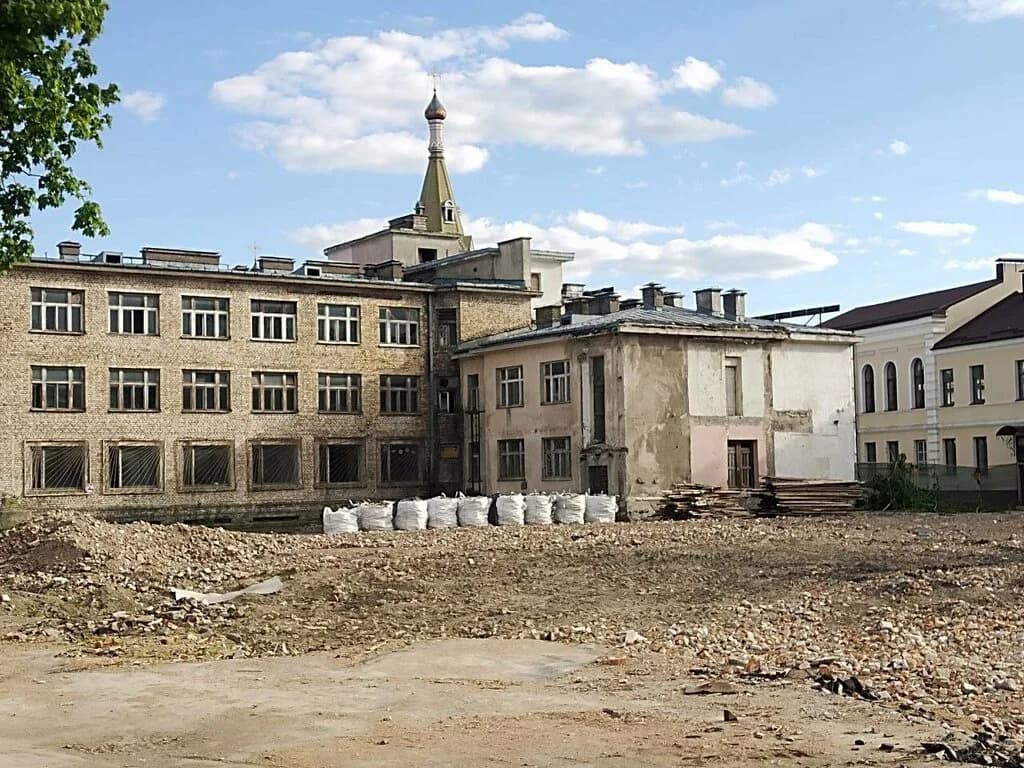 Бывший Дом офицеров — фото 2