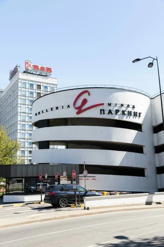Паркинг ТРЦ Galleria Minsk — фото 2