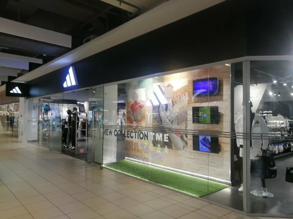 Магазин «Adidas (Адидас)» — фото 5