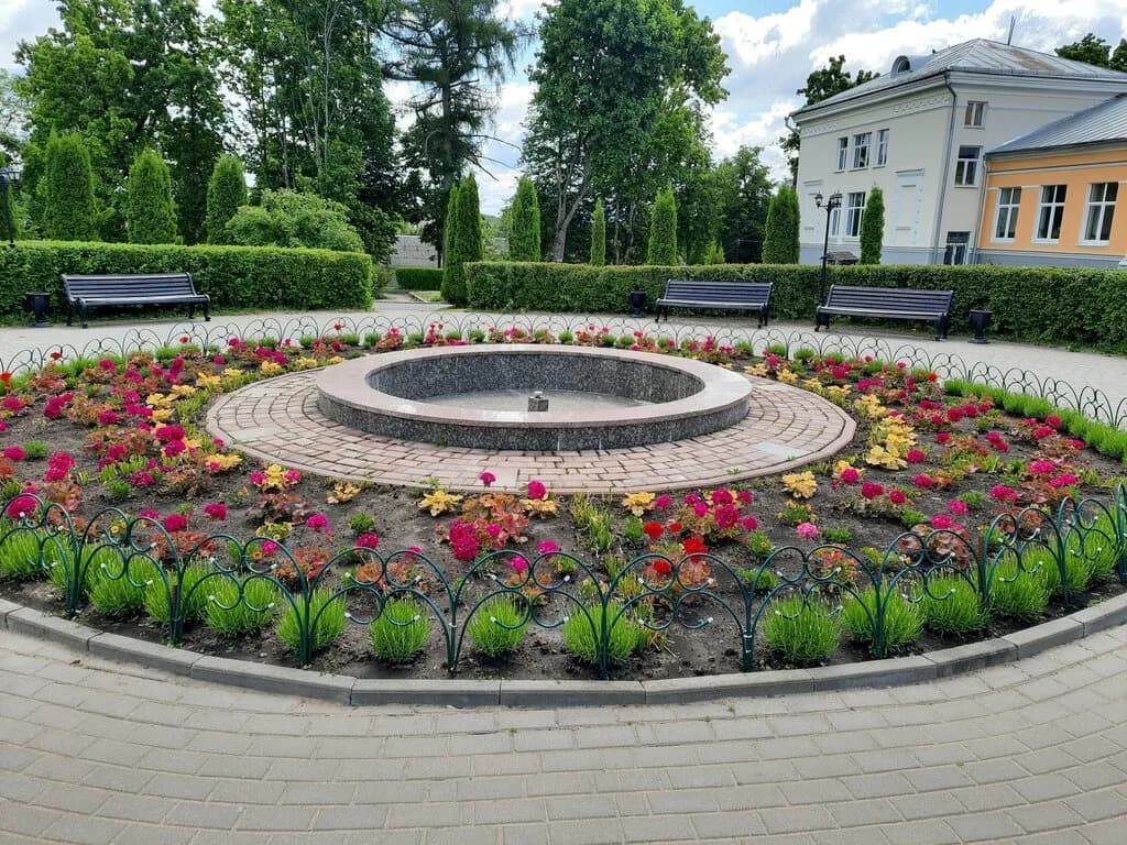 Дворец Гуттен-Чапского — фото 5