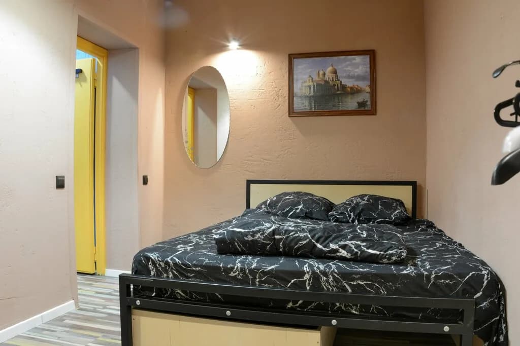 Center Rooms