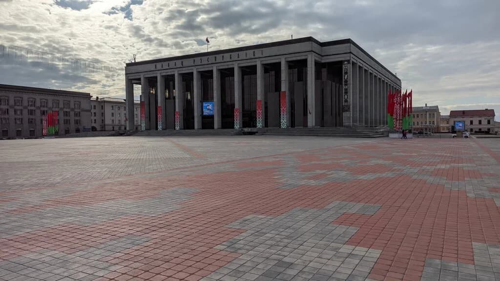 Концертный зал, билетная касса «Дворец Республики» — фото 5