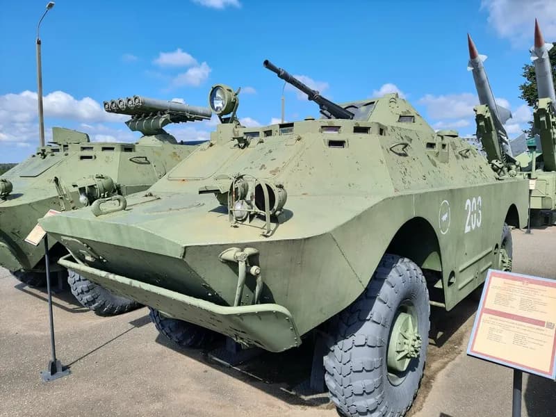 Бронированная разведывательно-дозорная машина БРДМ-1