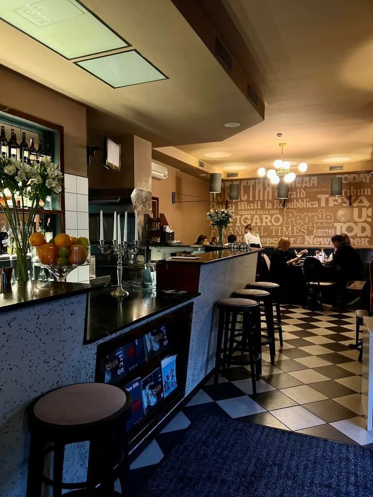 News Cafe