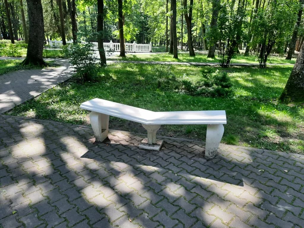 Скамейка примирения