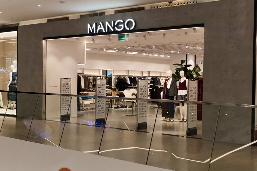 Магазин женской одежды и аксессуаров «Mango (Манго)»