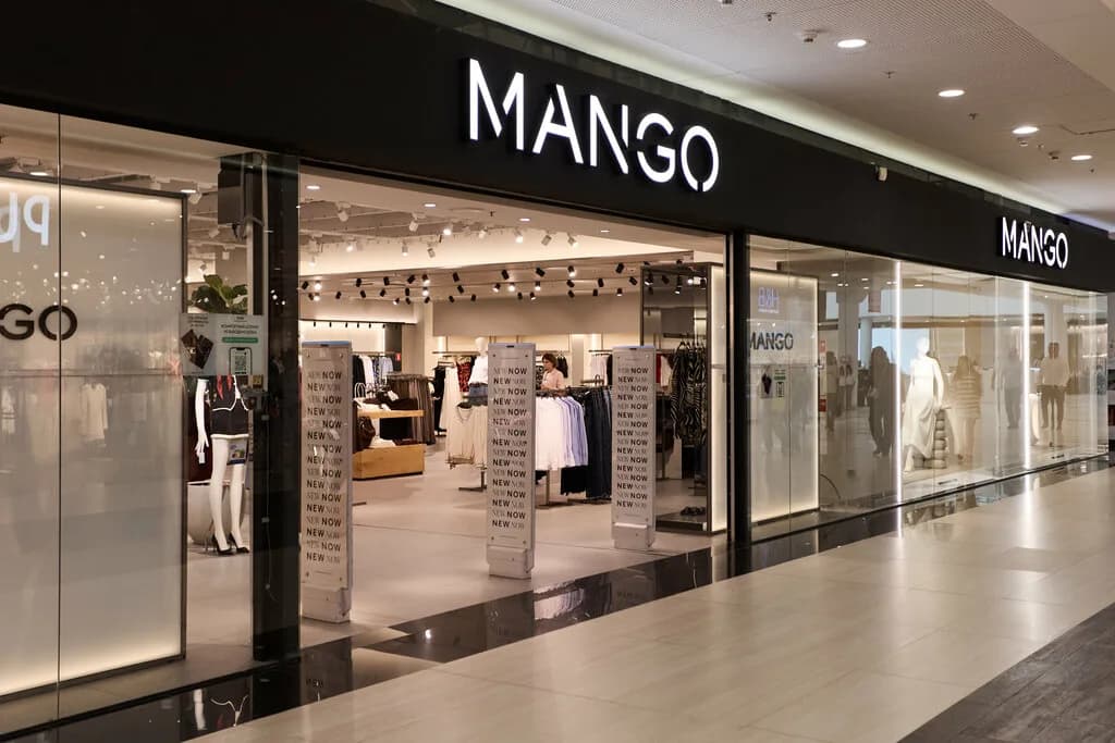 Магазин женской одежды и аксессуаров «Mango (Манго)» — фото 3