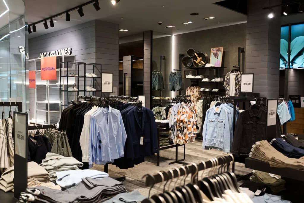 Магазин одежды, обуви и аксессуаров «Jack&Jones Дана (Джек&Джонс Дана)» — фото 6