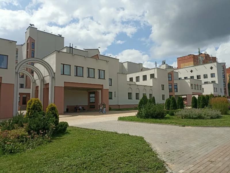 «4-я городская поликлиника»