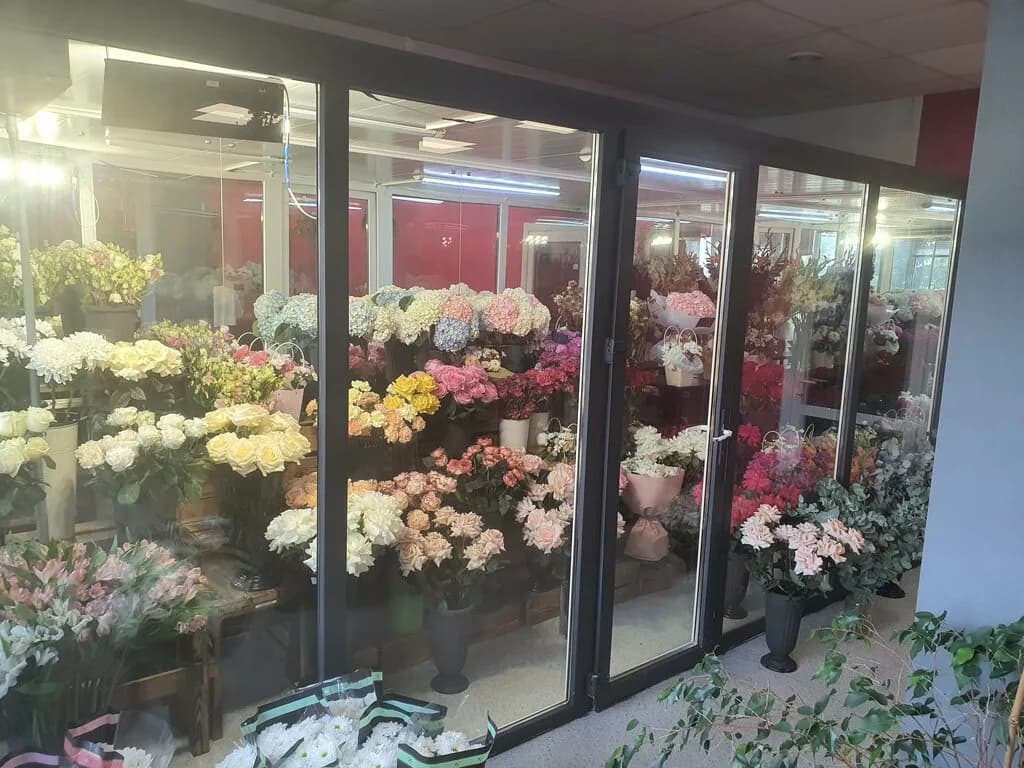 Flowers cafe