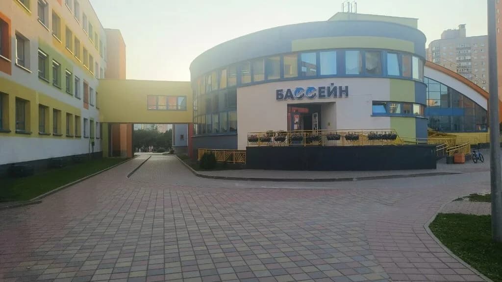 Бассейн средней школы № 2