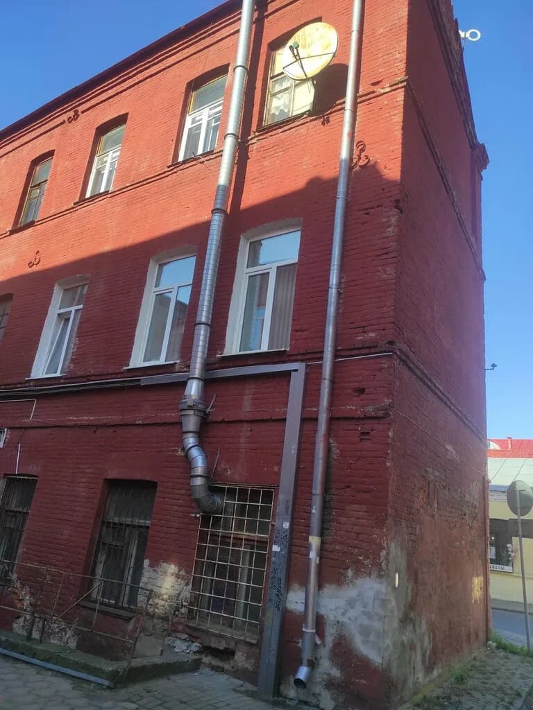 Красный дворик — фото 5
