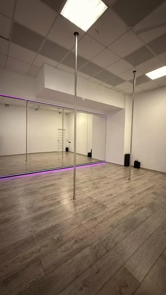 FrauDance