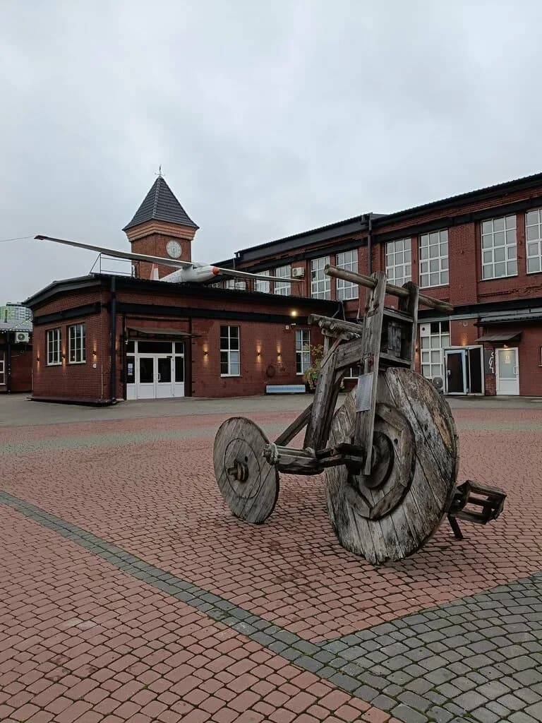 Деревянный велосипед