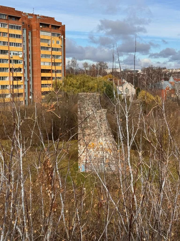 Руины железнодорожного моста начала XX века — фото 6