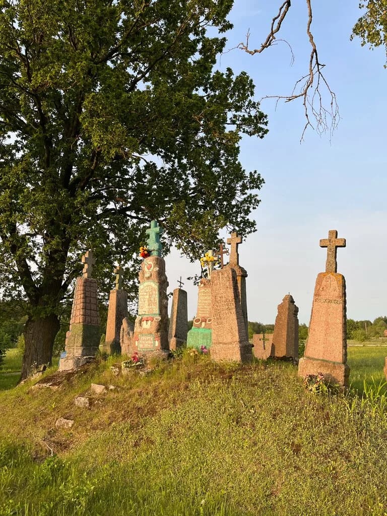 Мемориальный холм-курган