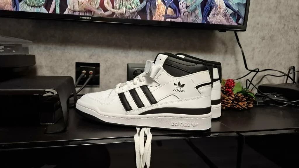 Магазин «Adidas (Адидас)» — фото 3