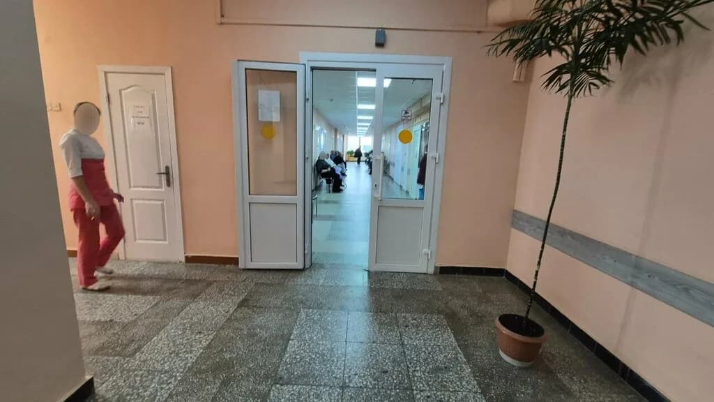 17-я городская поликлиника, отделение Физиотерапии — фото 2