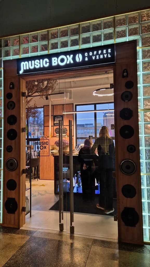 Music Box — фото 4