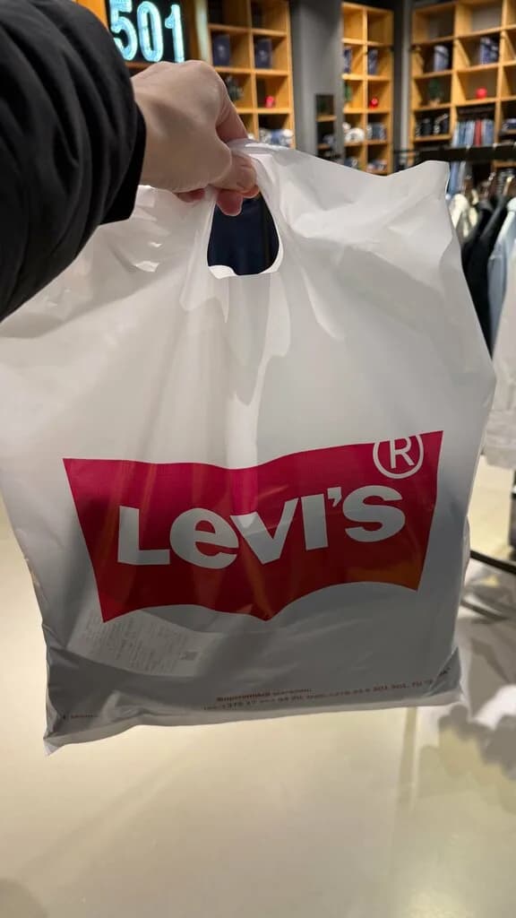Магазин одежды Levi's (Левайс) — фото 5