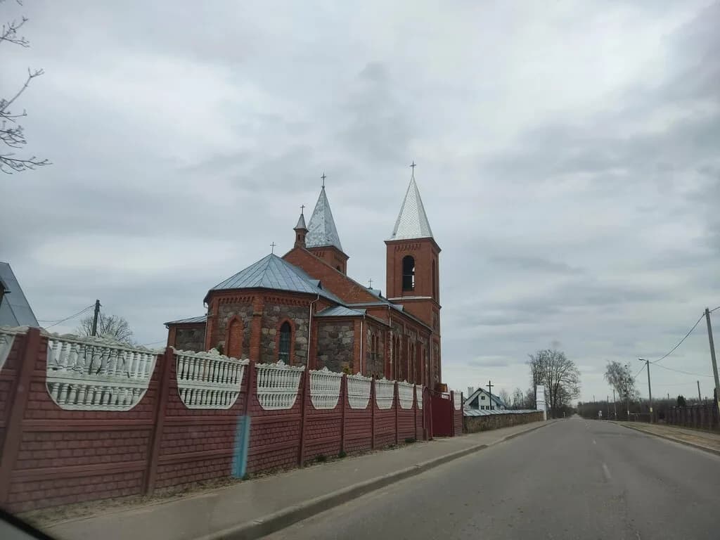 Костёл святого Симеона и Тадеуша — фото 5