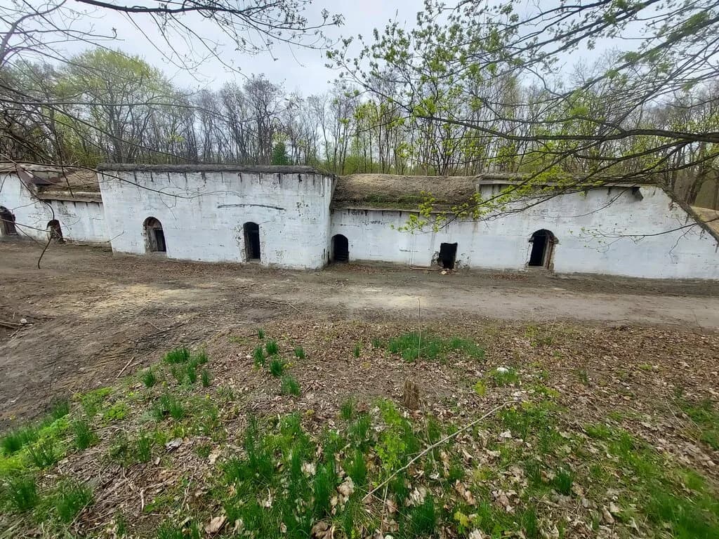 Оборонительная казарма Б-В