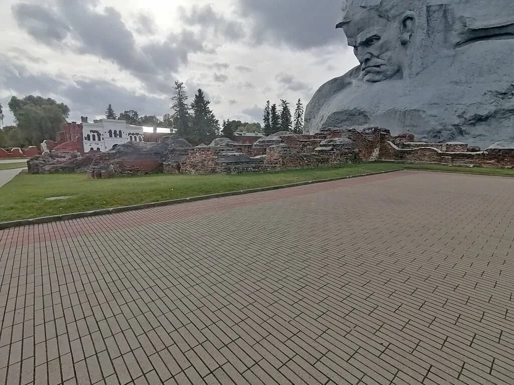 Фундамент костёла Иисуса Христа и Святого Казимира и коллегиума иезуитов — фото 4