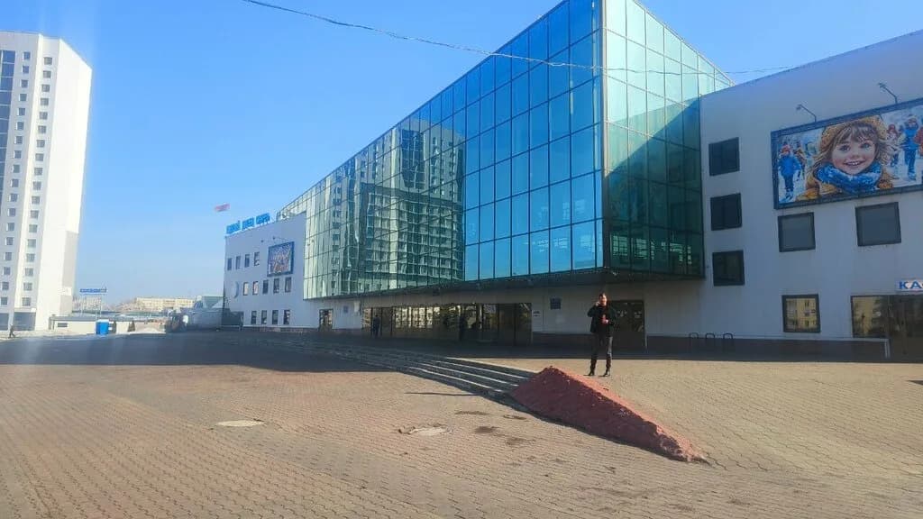 Прокат коньков и хоккейной экипировки