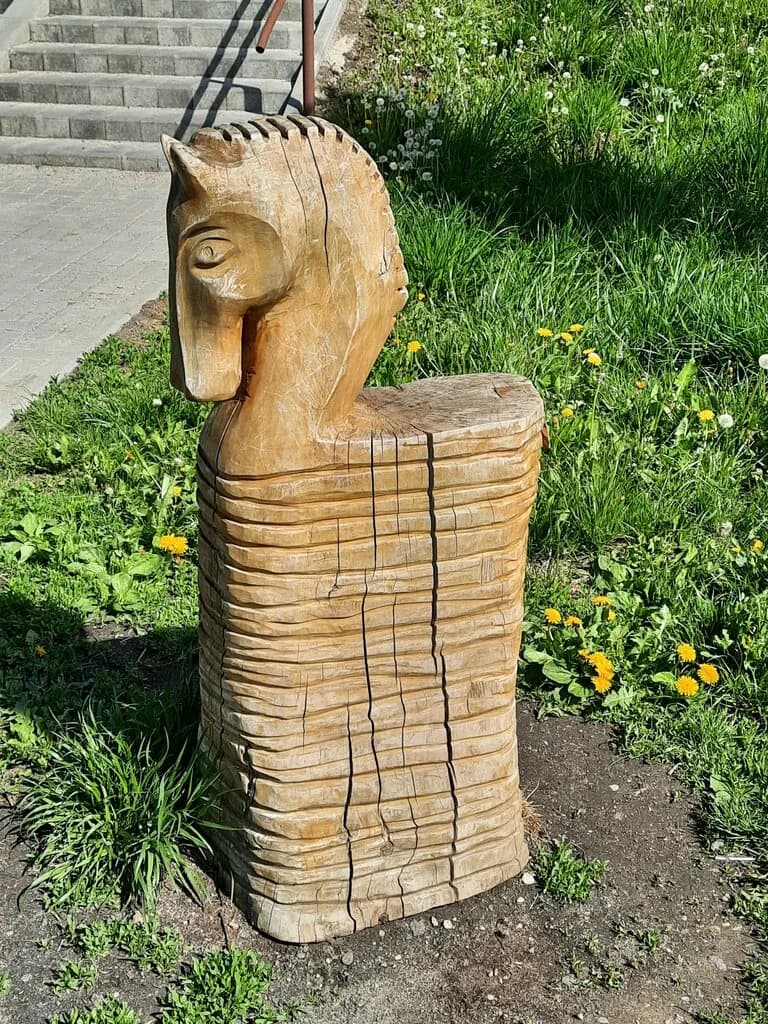 Декоративная лошадка