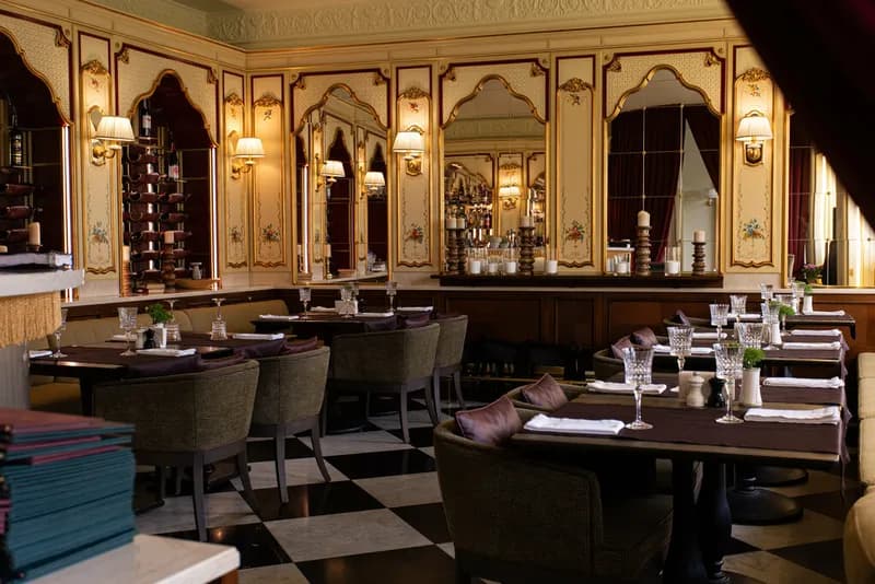 Le Chateau 27