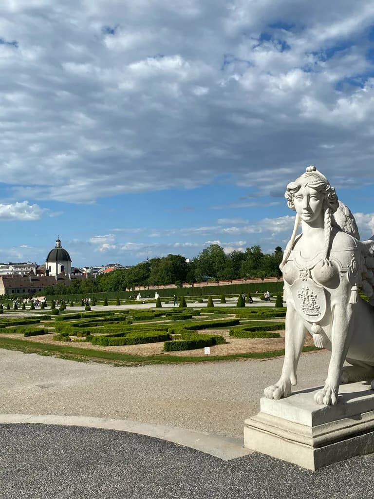 Сэвэн Трэвел — фото 2