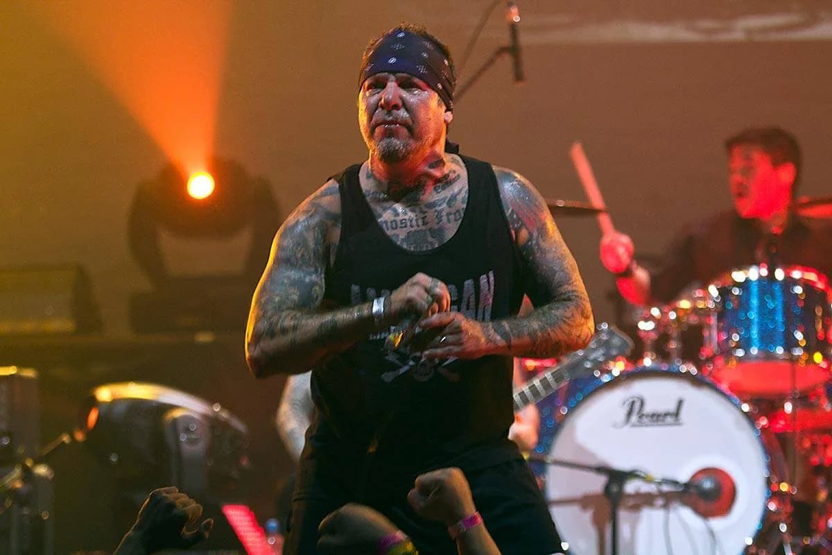 Группа Agnostic Front проверила RE:Public на готовность к концертному сезону