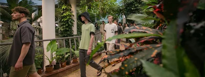 Mark Formelle и Historia Naturalis представили льняную коллекцию показом в Ботаническом саду
