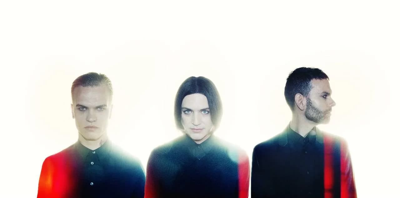 В честь дня рождения вокалиста Placebo выступят онлайн
