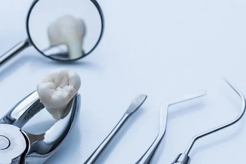 Qr Dental Center