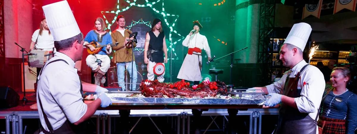 Воинственно, торжественно, красиво. В «Друзьях» открылись 2 новых зала